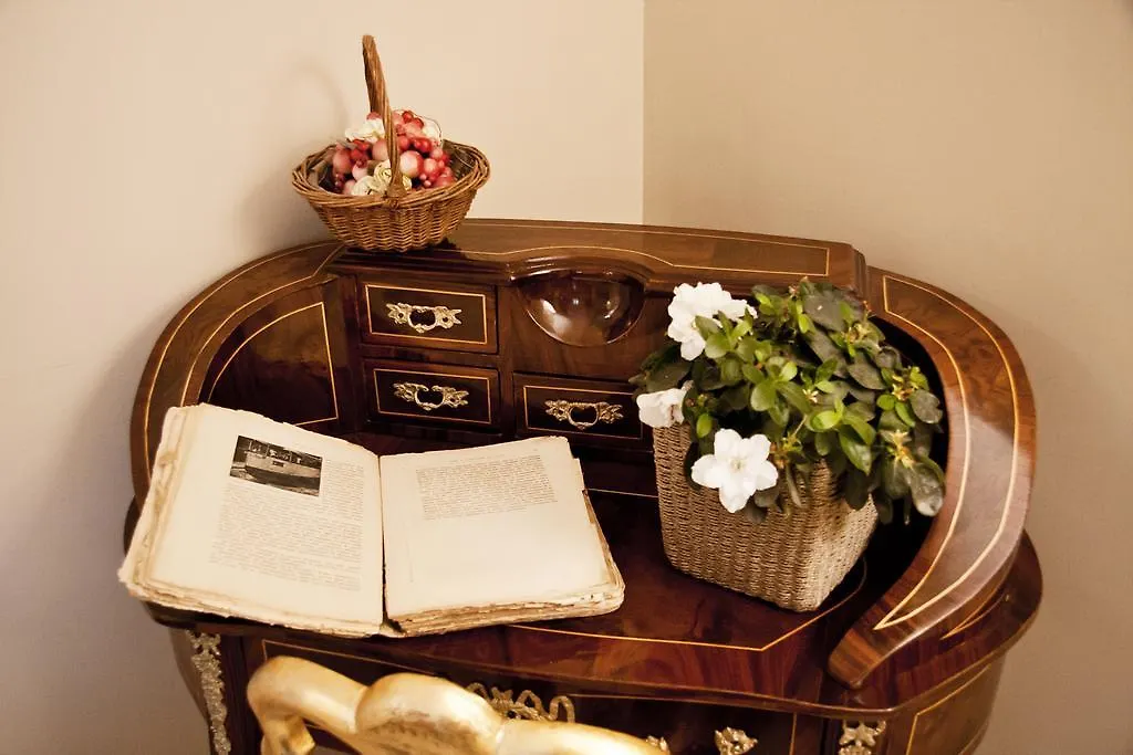 ***  La Castellana Loft Hotel Бергамо Италия
