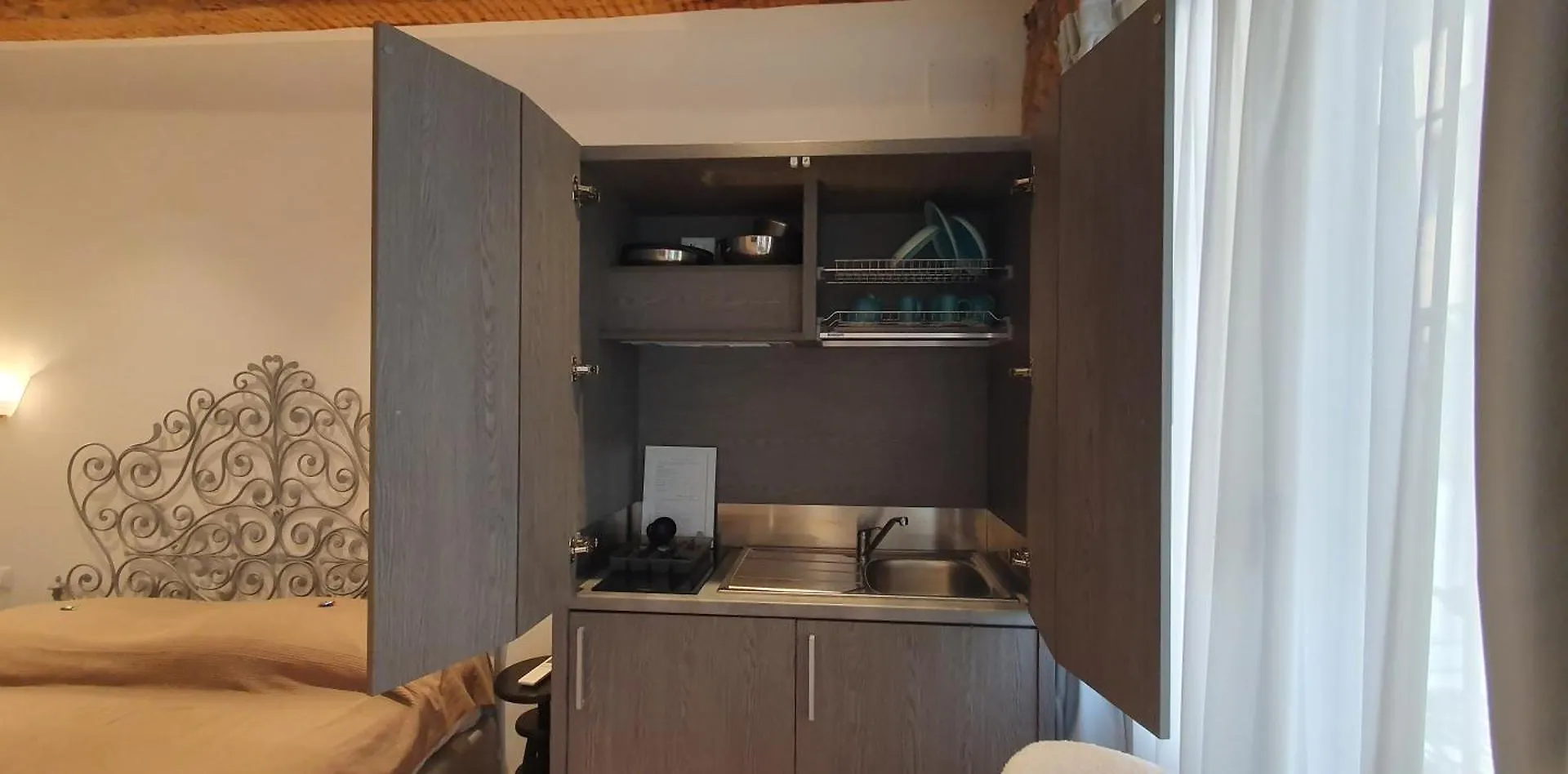 La Castellana Loft Hotel Бергамо
