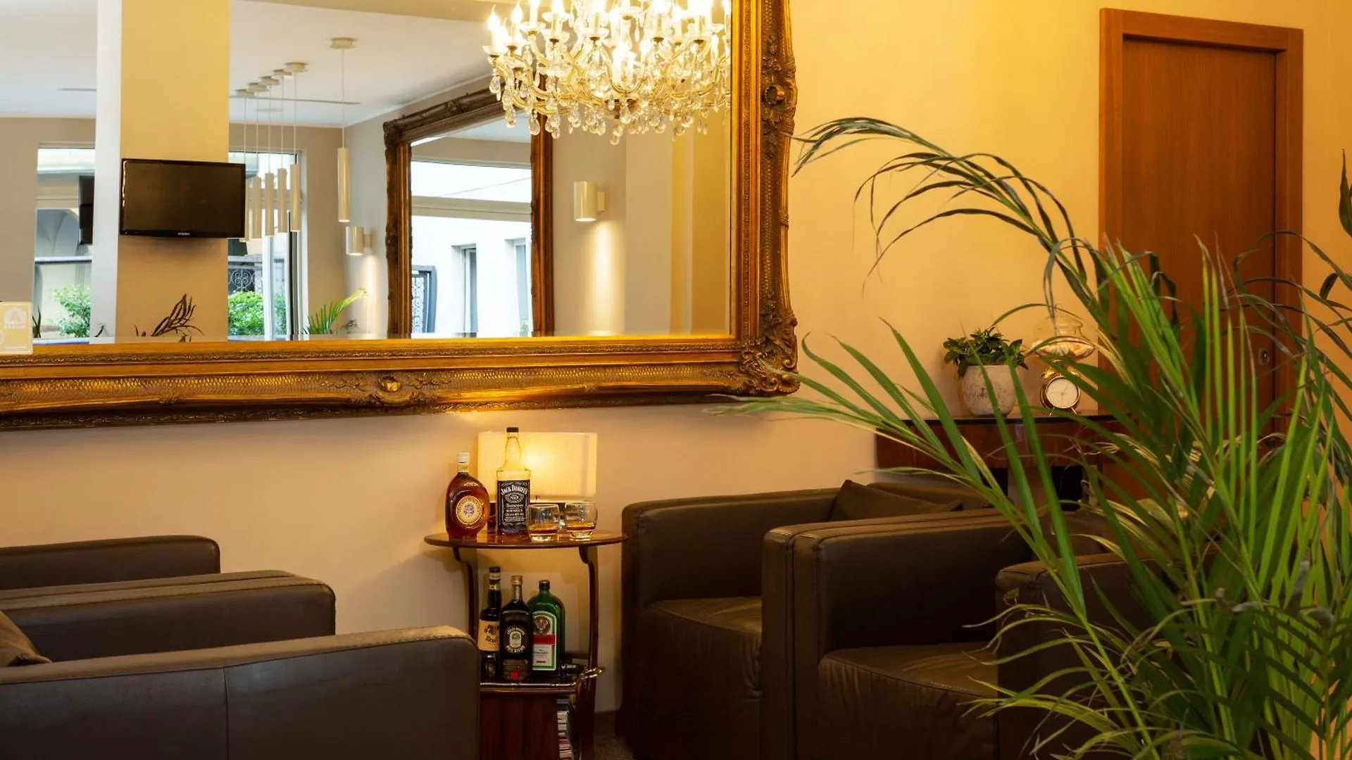 La Castellana Loft Hotel Бергамо