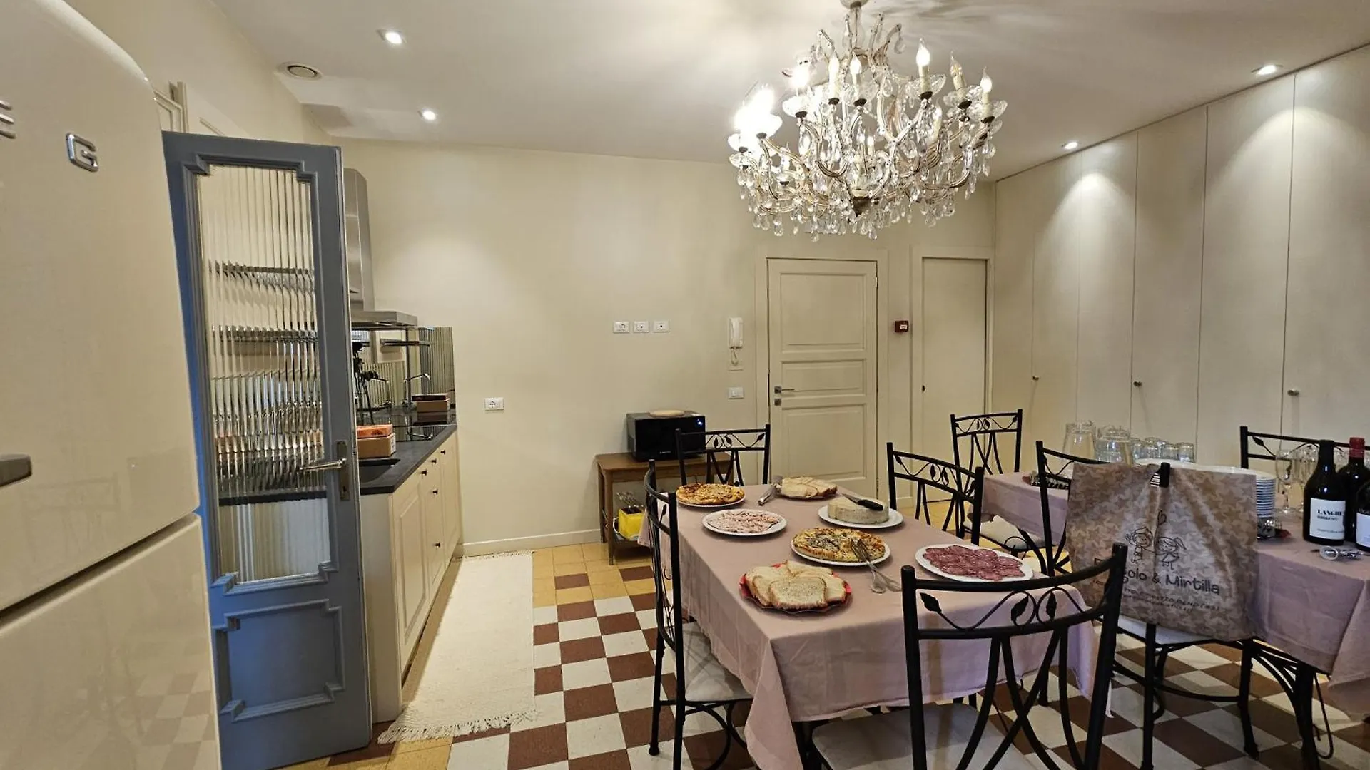 La Castellana Loft Hotel Бергамо