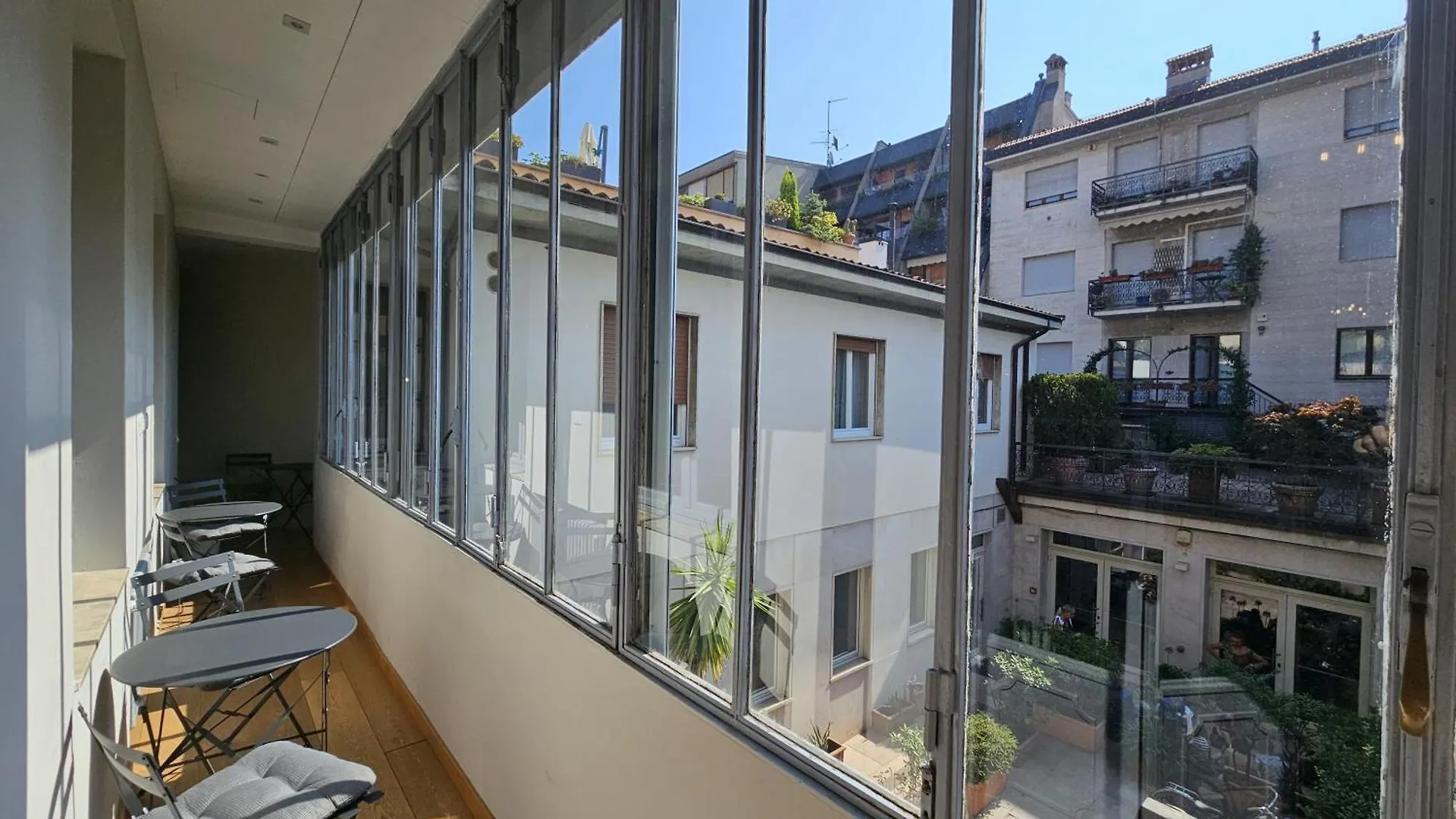 La Castellana Loft Hotel Бергамо