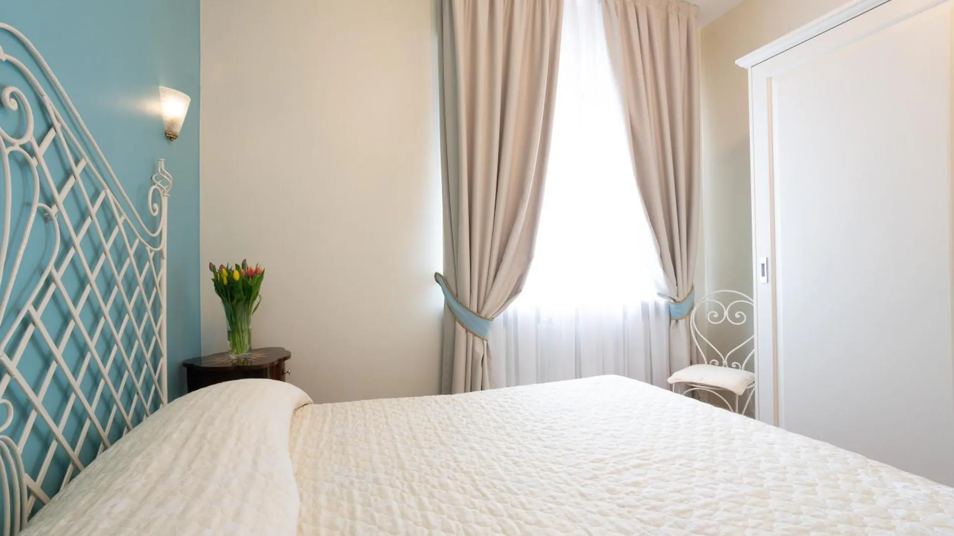 La Castellana Loft Hotel Бергамо