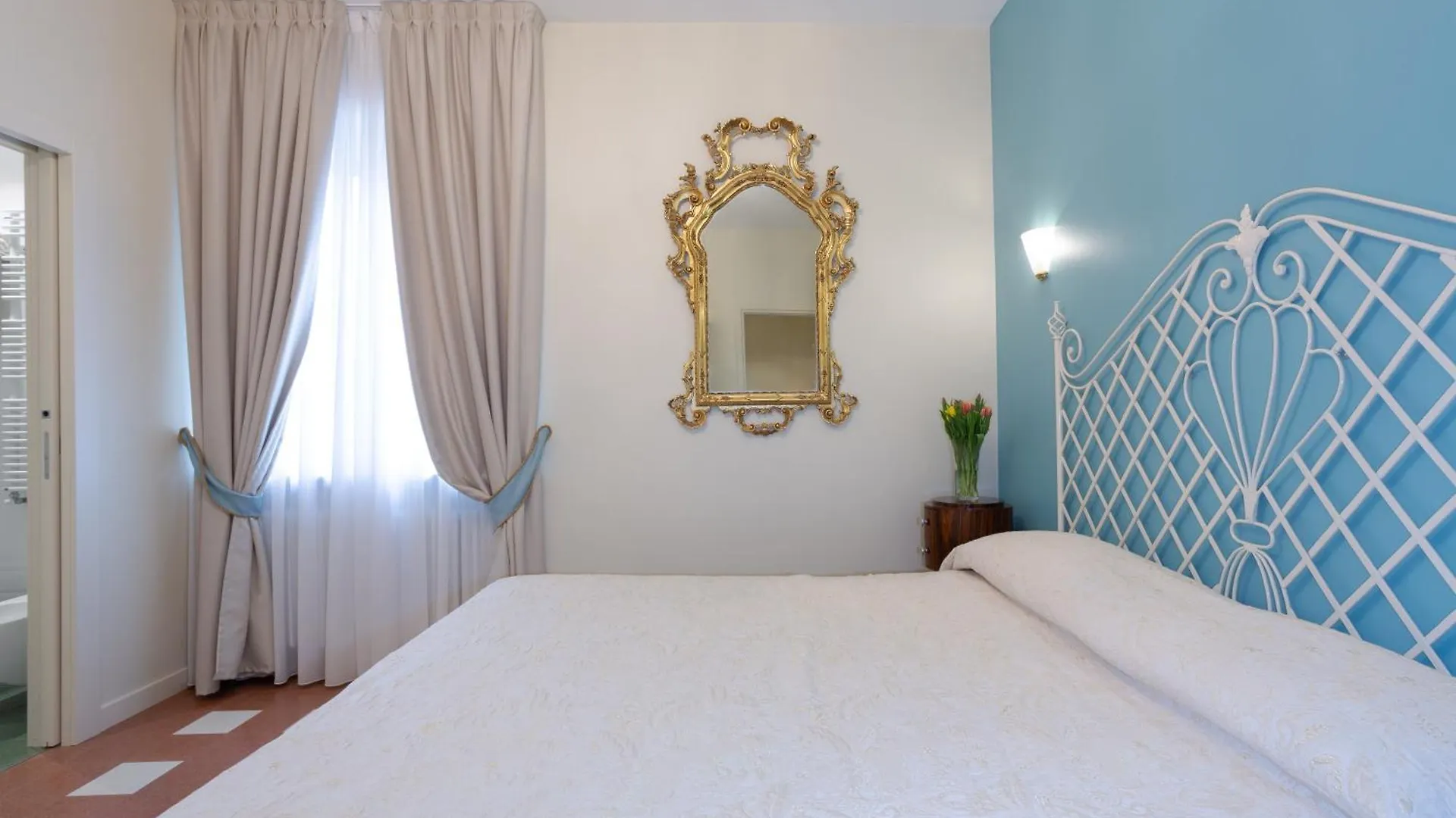 La Castellana Loft Hotel Бергамо Италия
