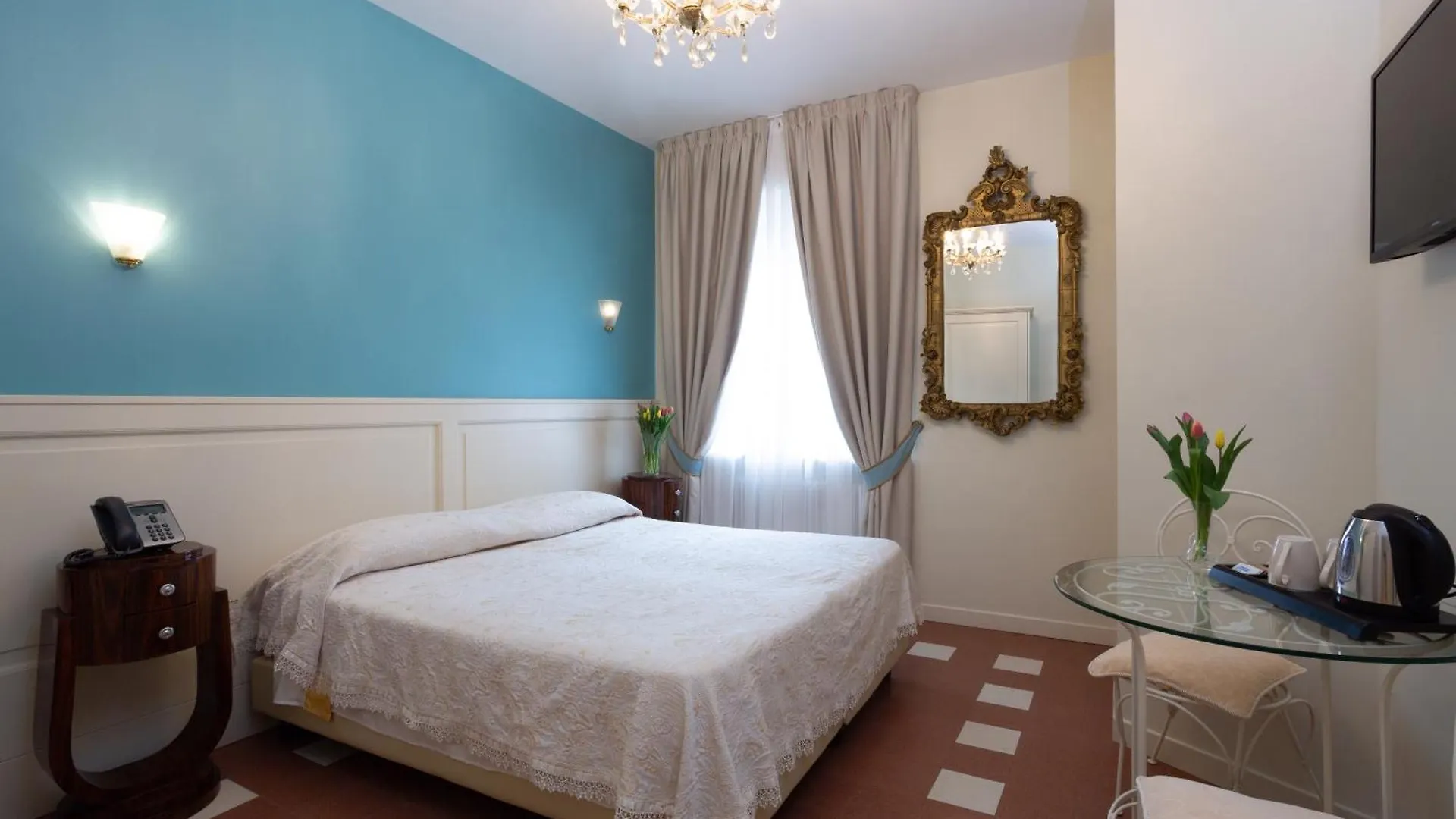 ***  La Castellana Loft Hotel Бергамо Италия