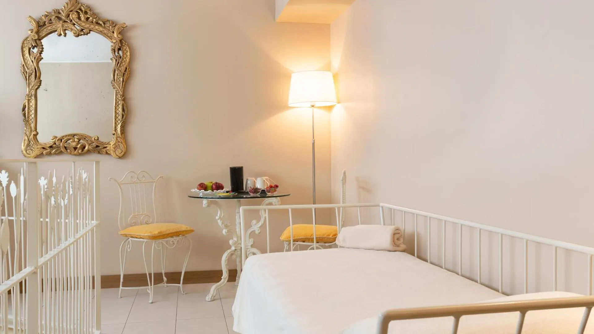 La Castellana Loft Hotel Бергамо